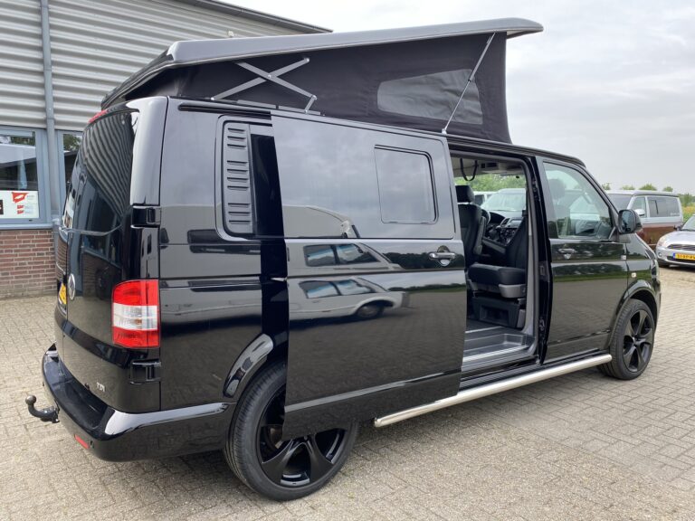 Camperbus kopen bij BasCampers.nl - VW camper laten bouwen