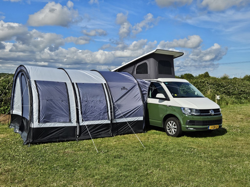 Het kwarttarief voor campers is sinds 2026 vervangen door het halftarief. Lees hoeveel wegenbelasting je betaalt en aan welke voorwaarden je camper moet voldoen.